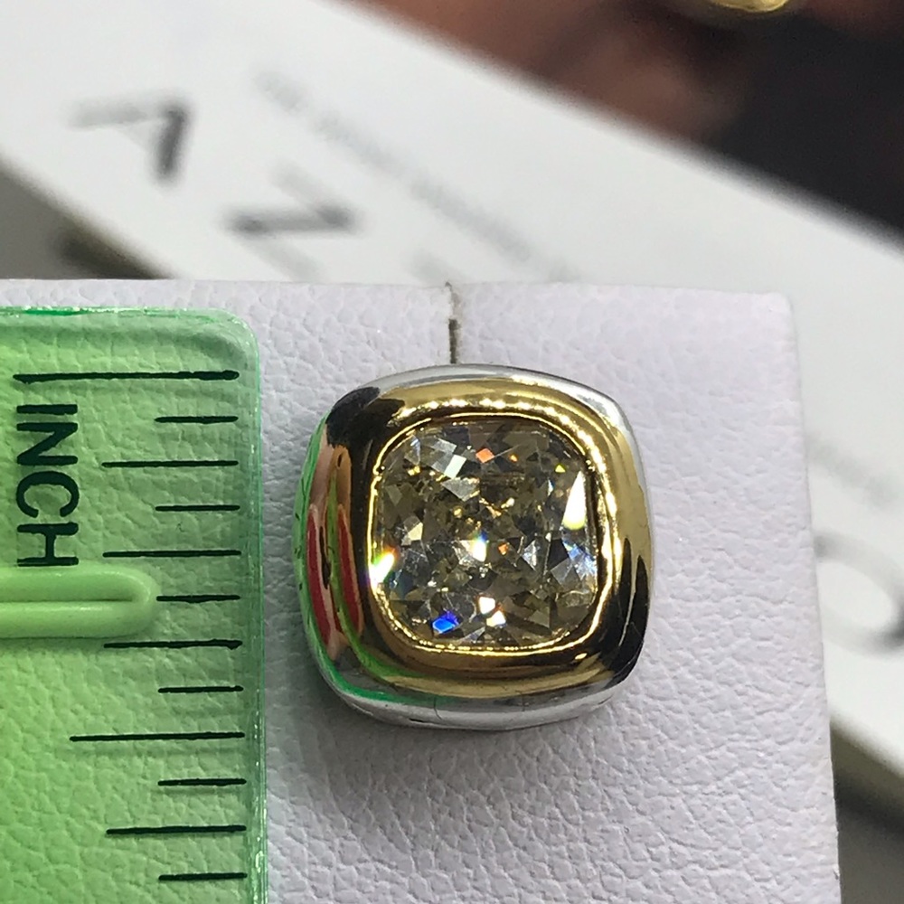 Silver Yellow Stud Earrings - Picture 4 of 6